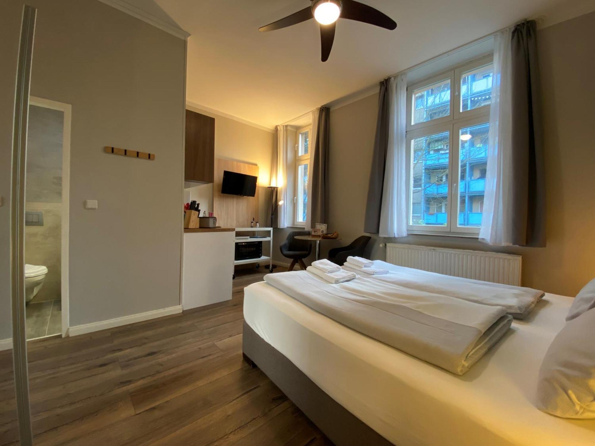 Amaroo - Gästehaus Potsdam “Charlottenhof” Kamer foto