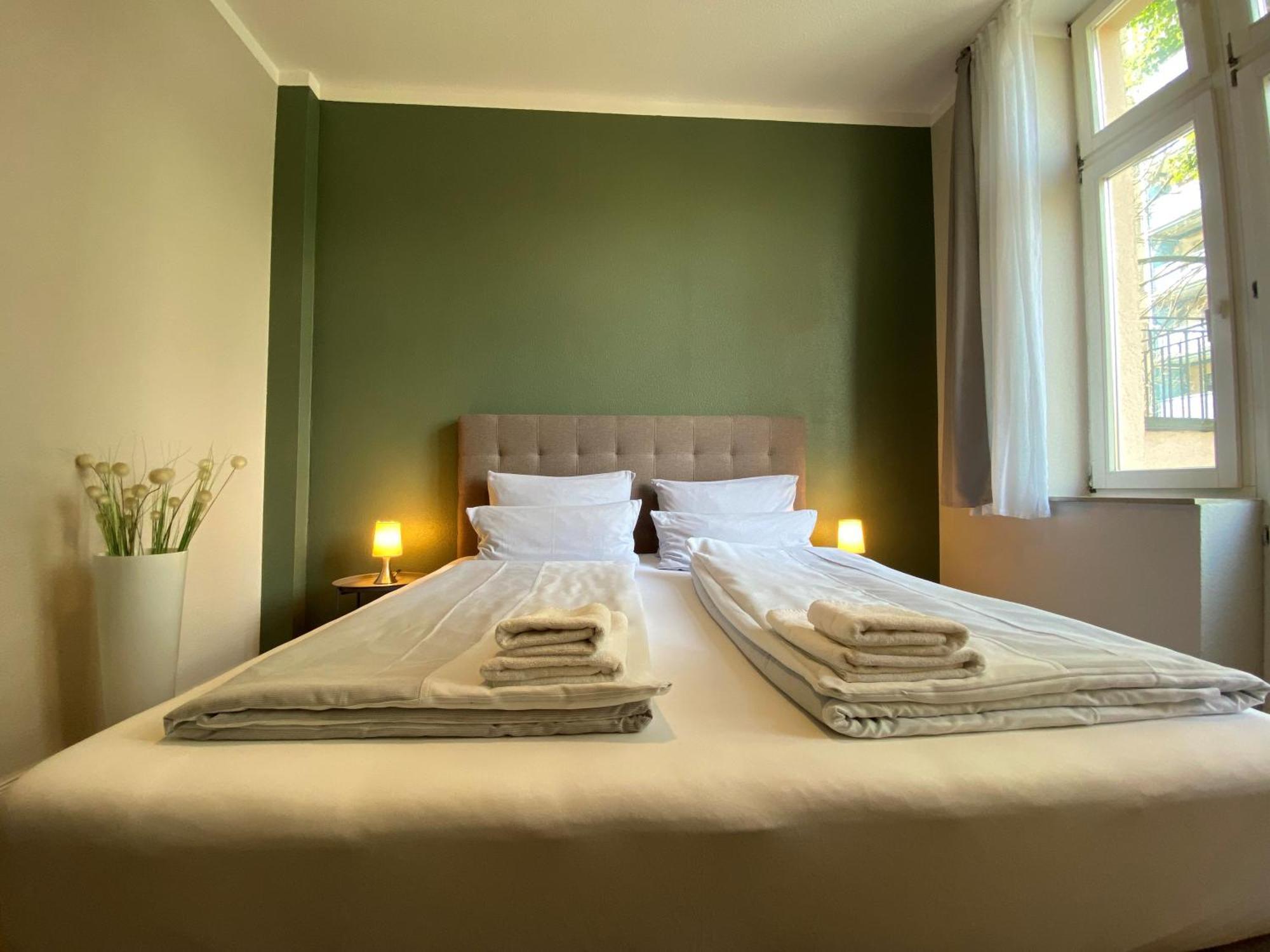 Amaroo - Gästehaus Potsdam “Charlottenhof” Kamer foto